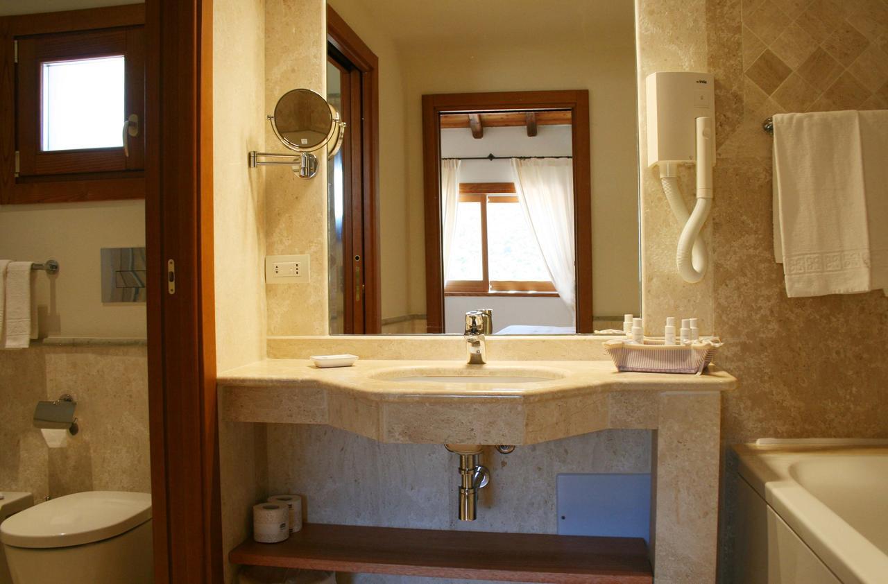Hotel Marana Golfo Aranci Esterno foto