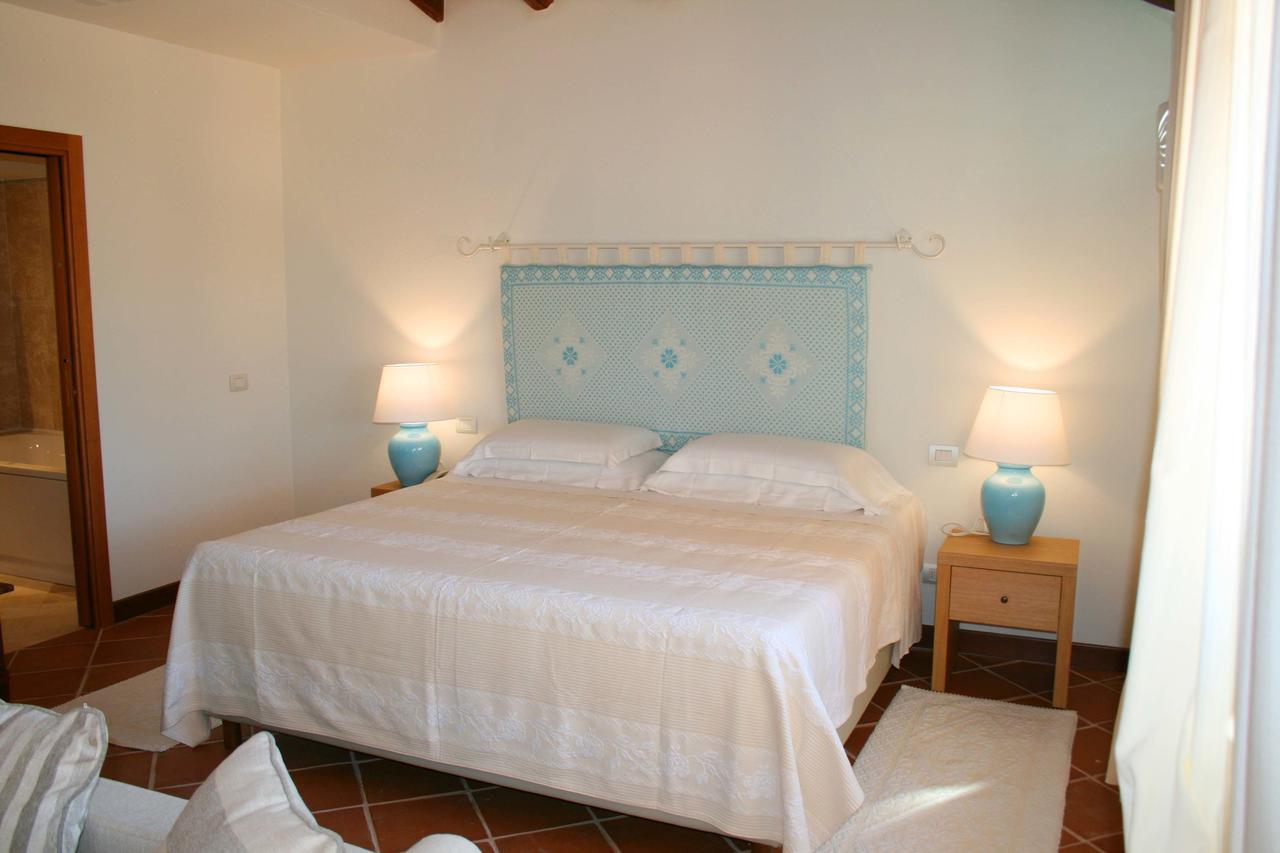 Hotel Marana Golfo Aranci Esterno foto