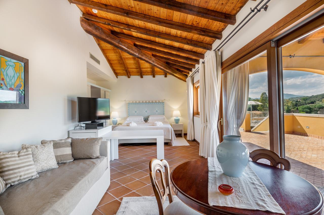 Hotel Marana Golfo Aranci Esterno foto